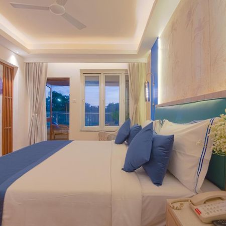 Le Seasons Resort Candolim Exterior photo