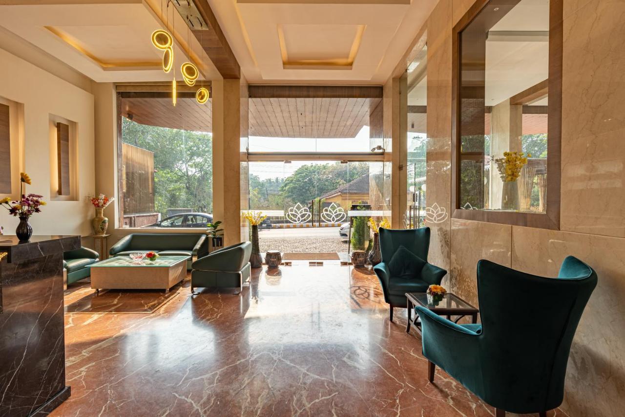 Le Seasons Resort Candolim Exterior photo