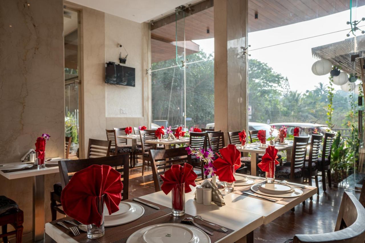 Le Seasons Resort Candolim Exterior photo