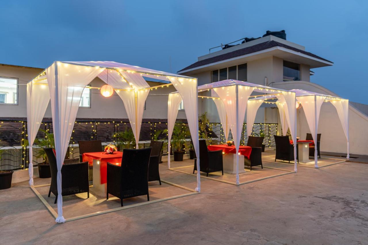 Le Seasons Resort Candolim Exterior photo