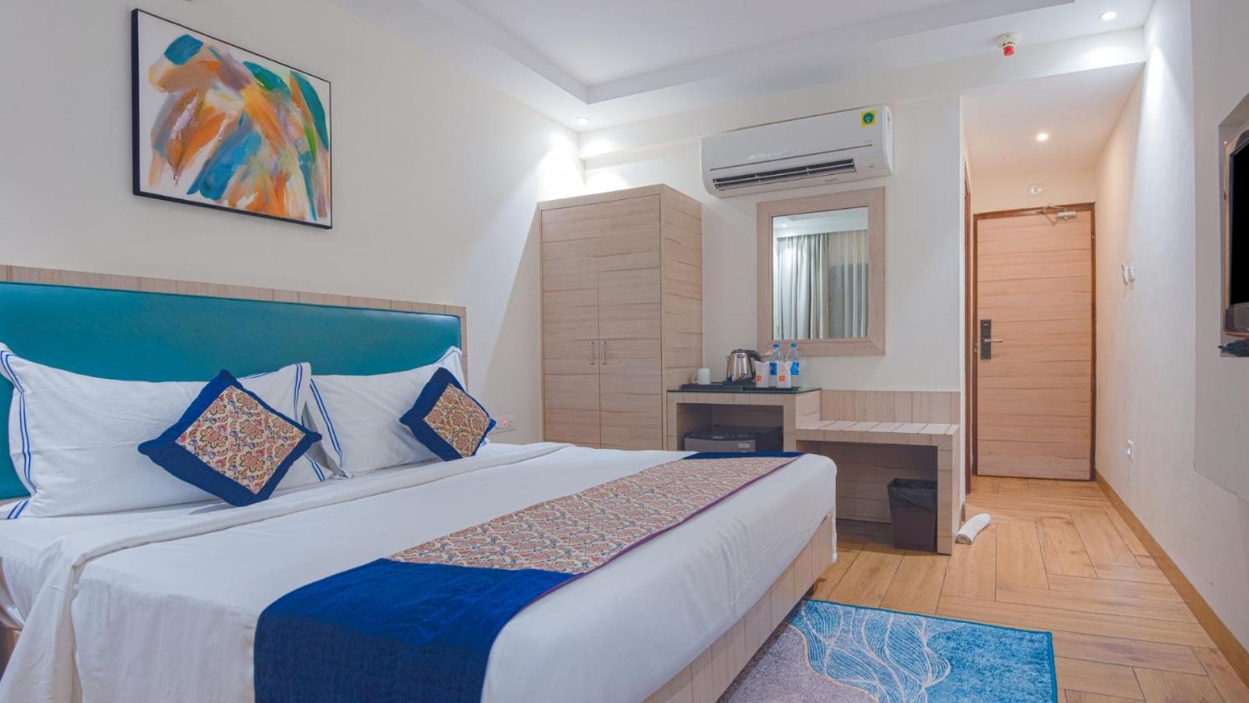 Le Seasons Resort Candolim Exterior photo